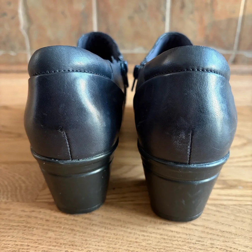 Clarks Women's Navy Emslie Warren Zipper Ankle Boot - Picture 5 of 13